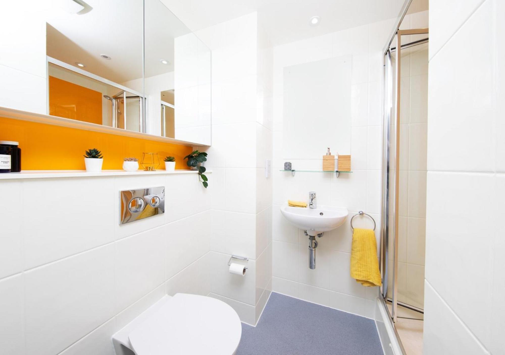 For Students Only Ensuite Bedrooms With Shared Kitchen At Cathedral Point In Winchester Bagian luar foto